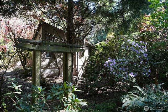 4050 Tree Frog Lane, Langley, WA 98260