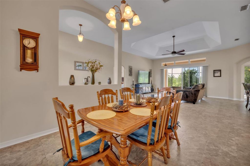 Image 13 of property listing at 5204 SCOTLAND COURT, Leesburg, FL 34748