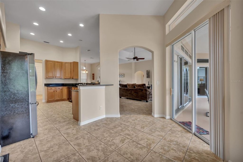 Image 21 of property listing at 5204 SCOTLAND COURT, Leesburg, FL 34748