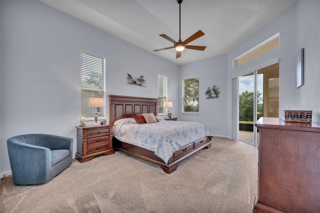 Image 25 of property listing at 5204 SCOTLAND COURT, Leesburg, FL 34748