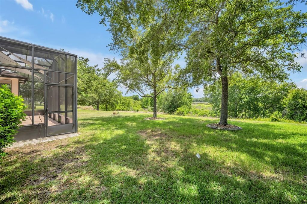 Image 41 of property listing at 5204 SCOTLAND COURT, Leesburg, FL 34748