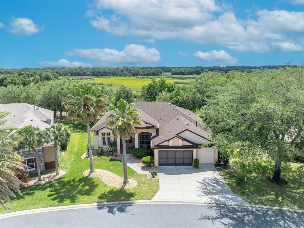 Image 50 of property listing at 5204 SCOTLAND COURT, Leesburg, FL 34748