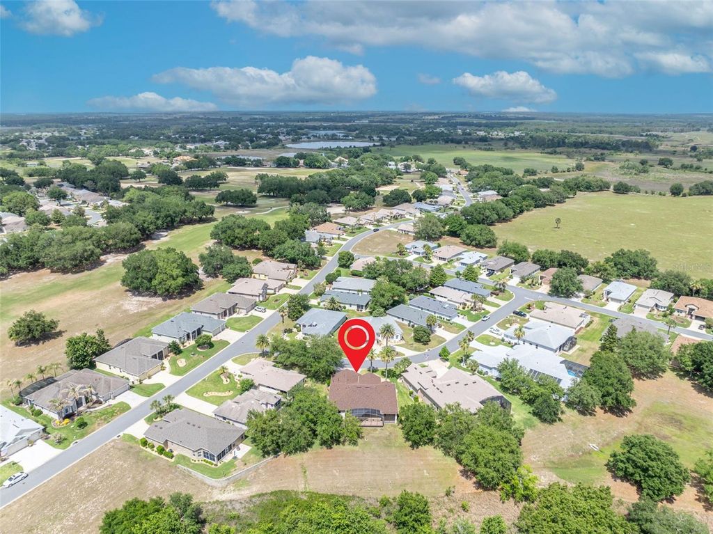 Image 57 of property listing at 5204 SCOTLAND COURT, Leesburg, FL 34748
