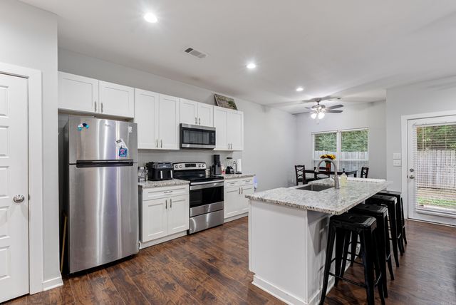 26 Canten Cove, Greenbrier, AR 72032