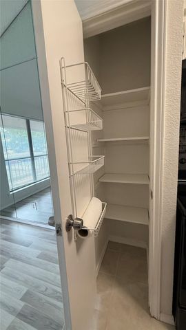 5750 Phoenix Drive 4, Dallas, TX 75231