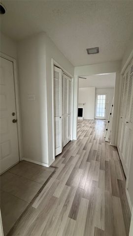 5750 Phoenix Drive 4, Dallas, TX 75231