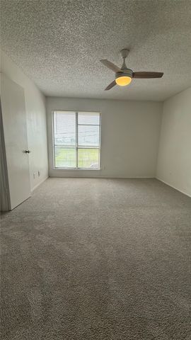 5750 Phoenix Drive 4, Dallas, TX 75231