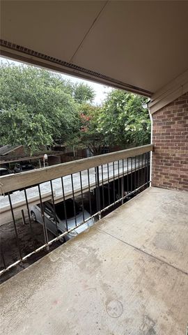 5750 Phoenix Drive 4, Dallas, TX 75231