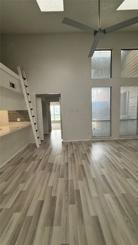 5750 Phoenix Drive 4, Dallas, TX 75231