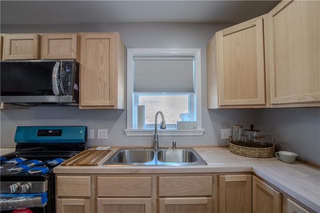 77 Walnut Street, Clarksville, PA 15322