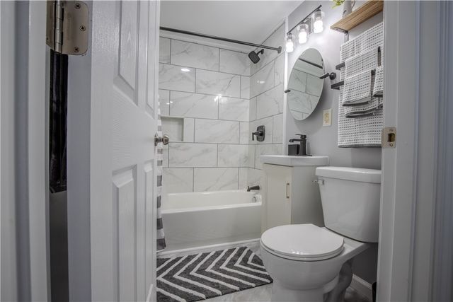 77 Walnut Street, Clarksville, PA 15322