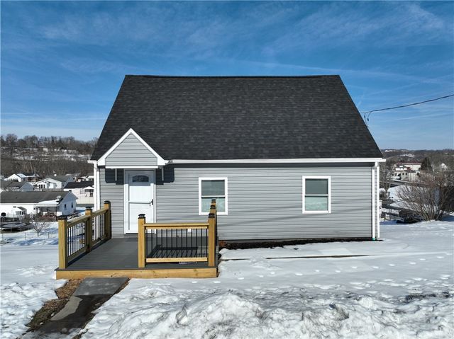 77 Walnut Street, Clarksville, PA 15322