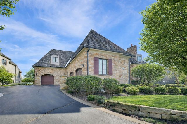 1420 W Longwood Drive, Bull Valley, IL 60098