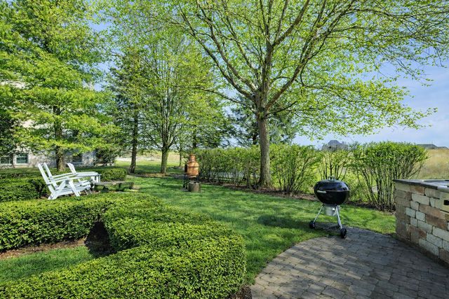 1420 W Longwood Drive, Bull Valley, IL 60098