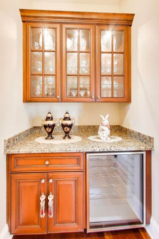 1420 W Longwood Drive, Bull Valley, IL 60098