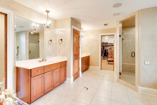 1420 W Longwood Drive, Bull Valley, IL 60098