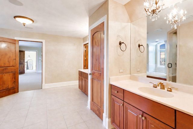 1420 W Longwood Drive, Bull Valley, IL 60098