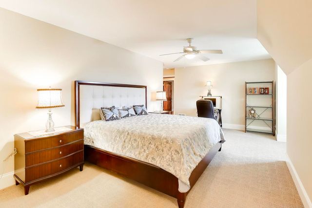 1420 W Longwood Drive, Bull Valley, IL 60098