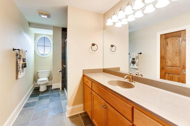 1420 W Longwood Drive, Bull Valley, IL 60098