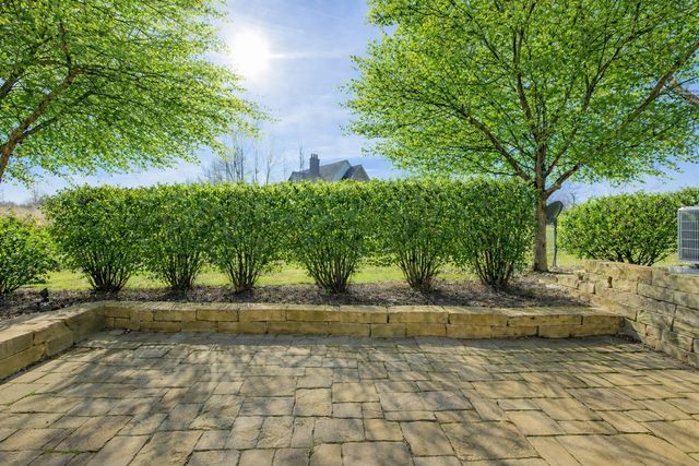 1420 W Longwood Drive, Bull Valley, IL 60098
