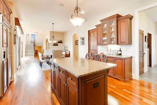 1420 W Longwood Drive, Bull Valley, IL 60098