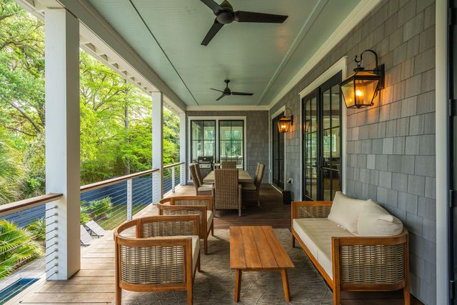 924 Pitt Street, Mount Pleasant, SC 29464