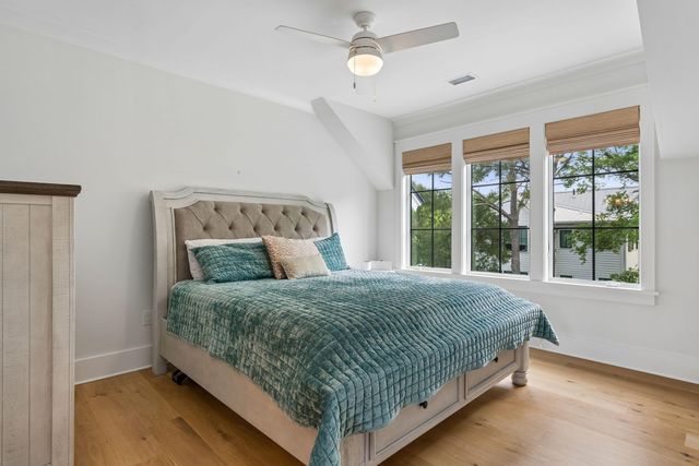 924 Pitt Street, Mount Pleasant, SC 29464