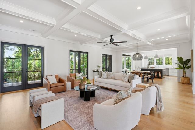 924 Pitt Street, Mount Pleasant, SC 29464