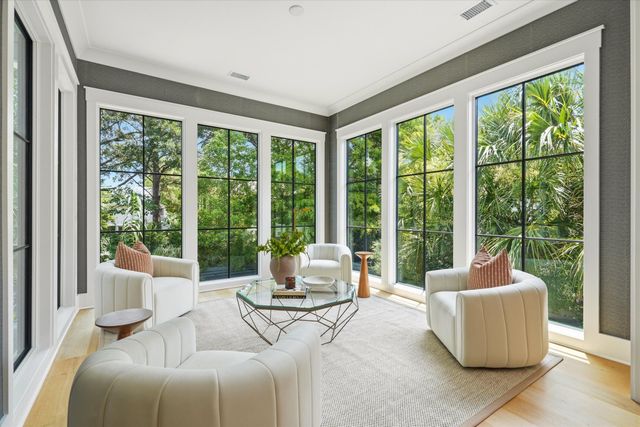 924 Pitt Street, Mount Pleasant, SC 29464