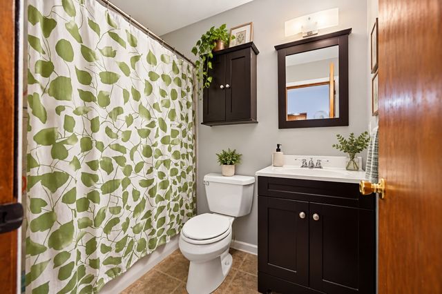 157 Winnisimmet St 1D, Chelsea, MA 02150