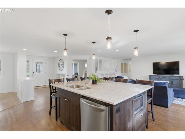 35897 BRYANT Dr, Albany, OR 97321