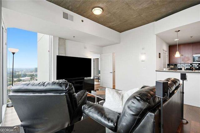 3324 Peachtree Road NE 2202, Atlanta, GA 30326
