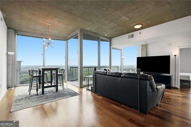3324 Peachtree Road NE 2202, Atlanta, GA 30326
