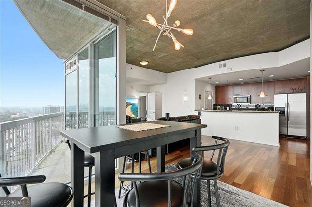 3324 Peachtree Road NE 2202, Atlanta, GA 30326