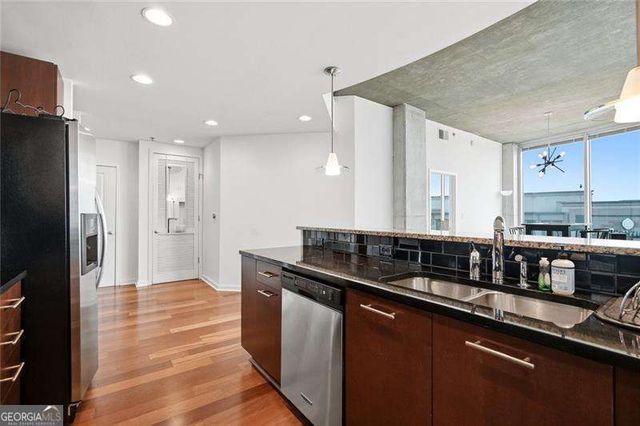 3324 Peachtree Road NE 2202, Atlanta, GA 30326