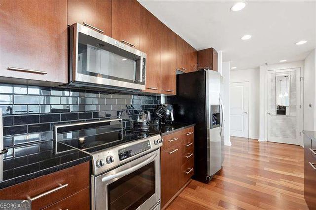 3324 Peachtree Road NE 2202, Atlanta, GA 30326