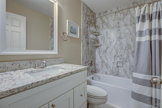 7045 Vail Court, Green Twp, OH 45247
