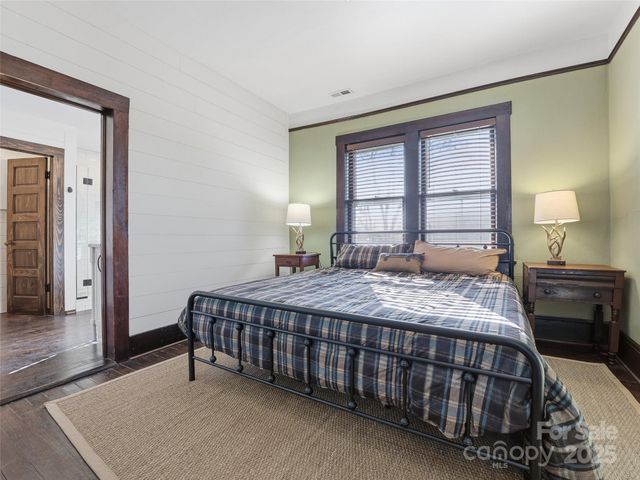 12 Sals Lane, Brevard, NC 28712