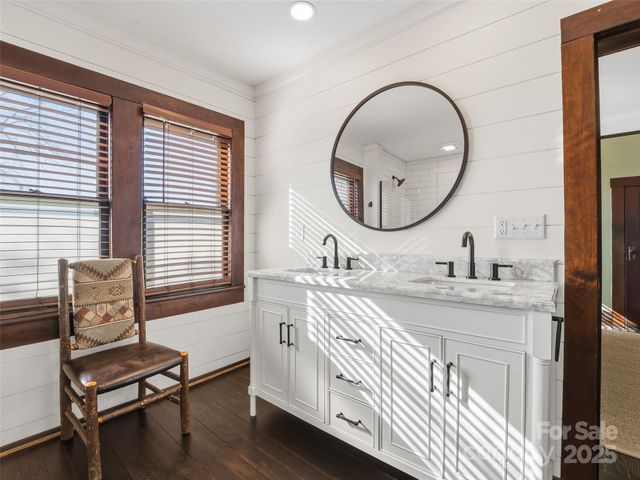 12 Sals Lane, Brevard, NC 28712