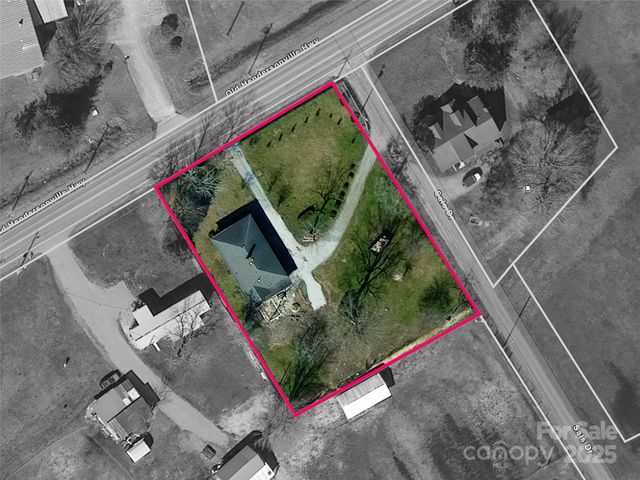 12 Sals Lane, Brevard, NC 28712