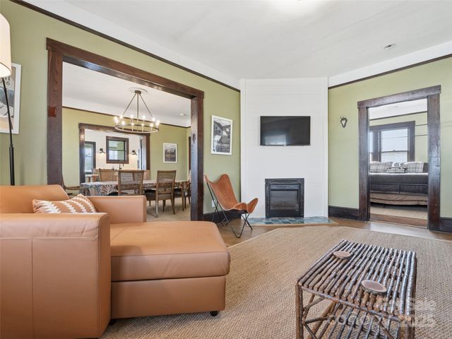 12 Sals Lane, Brevard, NC 28712