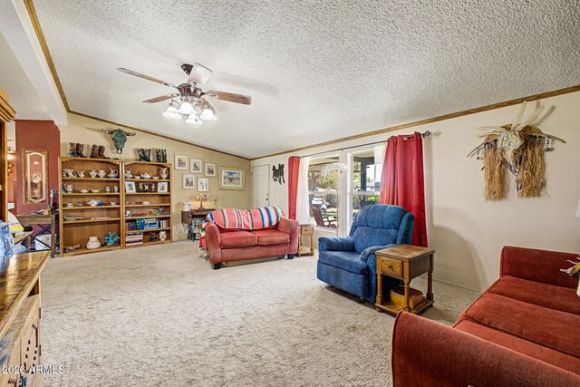 6816 N 176th Avenue, Waddell, AZ 85355
