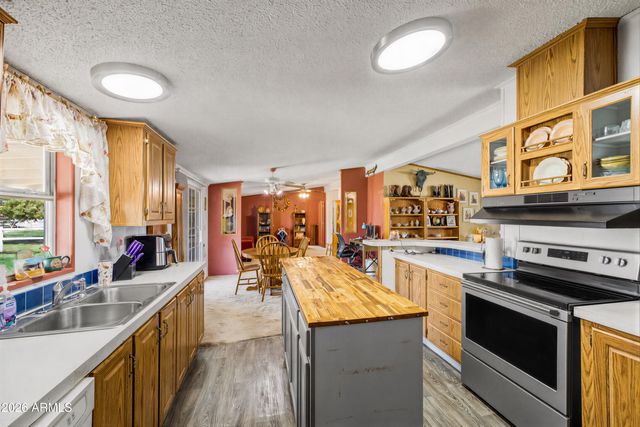 6816 N 176th Avenue, Waddell, AZ 85355
