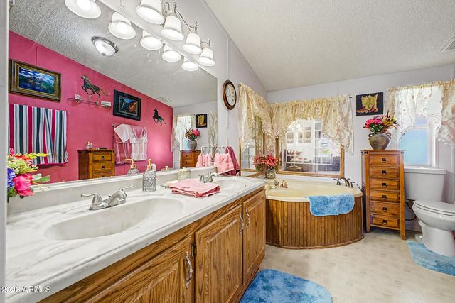 6816 N 176th Avenue, Waddell, AZ 85355