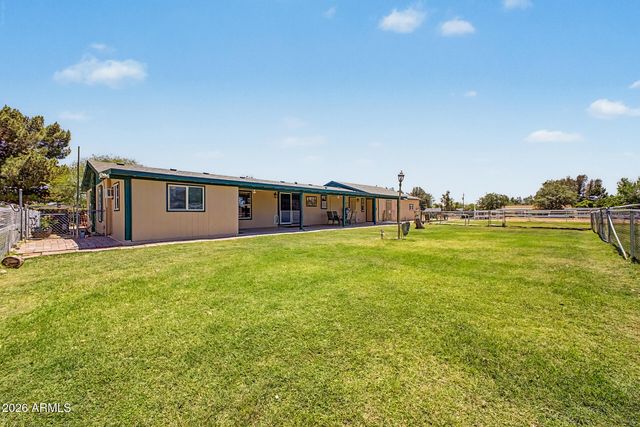 6816 N 176th Avenue, Waddell, AZ 85355