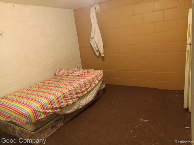 16508 Strathmoor Street, Detroit, MI 48235