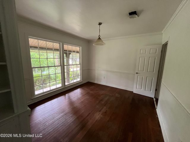 622 N Naples Road, Jackson, MS 39206