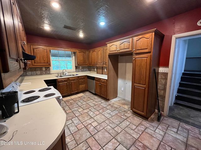622 N Naples Road, Jackson, MS 39206
