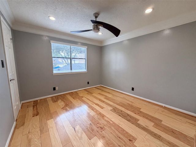 6127 Willowcrest Court, Spring, TX 77389