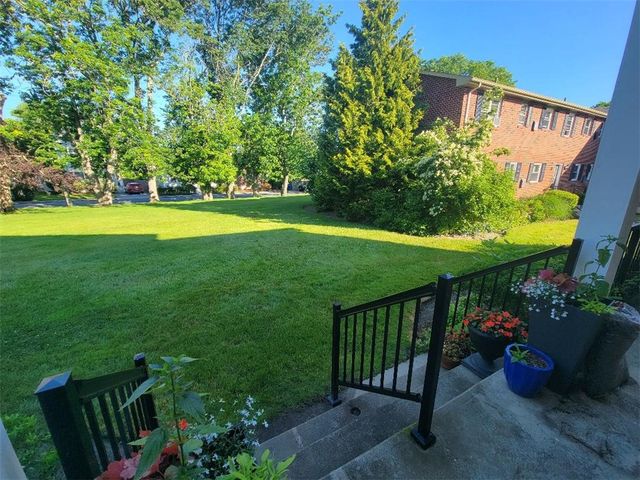 70 Carroll Avenue 111, Newport, RI 02840
